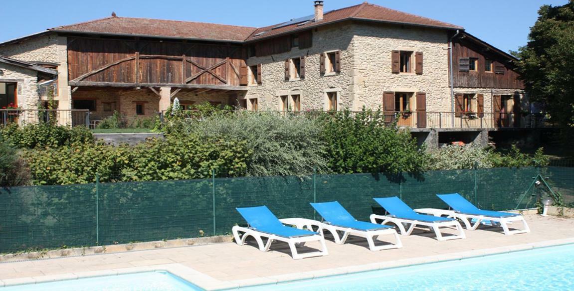 Au Bonheur Du Cedre Hotel Saint-Lattier Bagian luar foto
